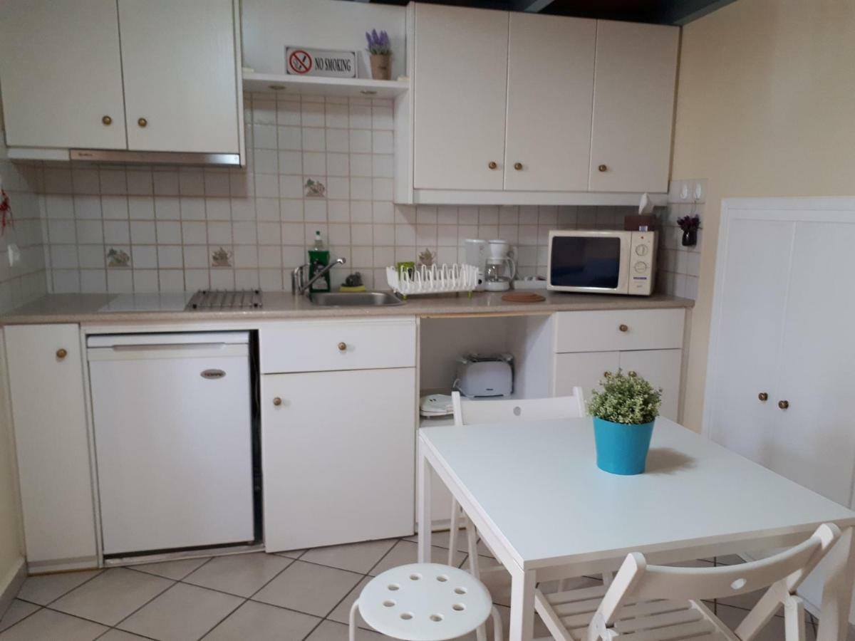 Ermoupolis, Syros City Apartments Экстерьер фото
